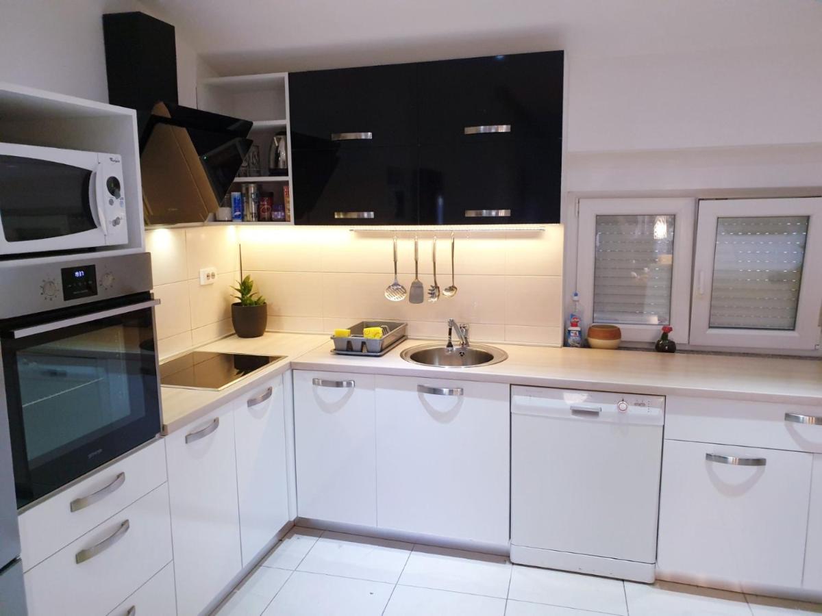 Apartman Lara Crikvenica Extérieur photo
