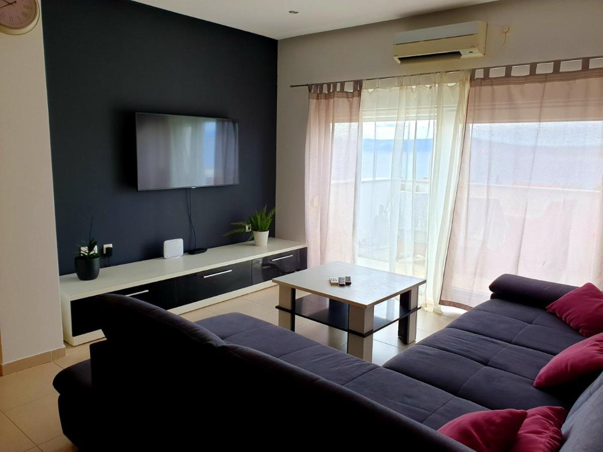 Apartman Lara Crikvenica Extérieur photo